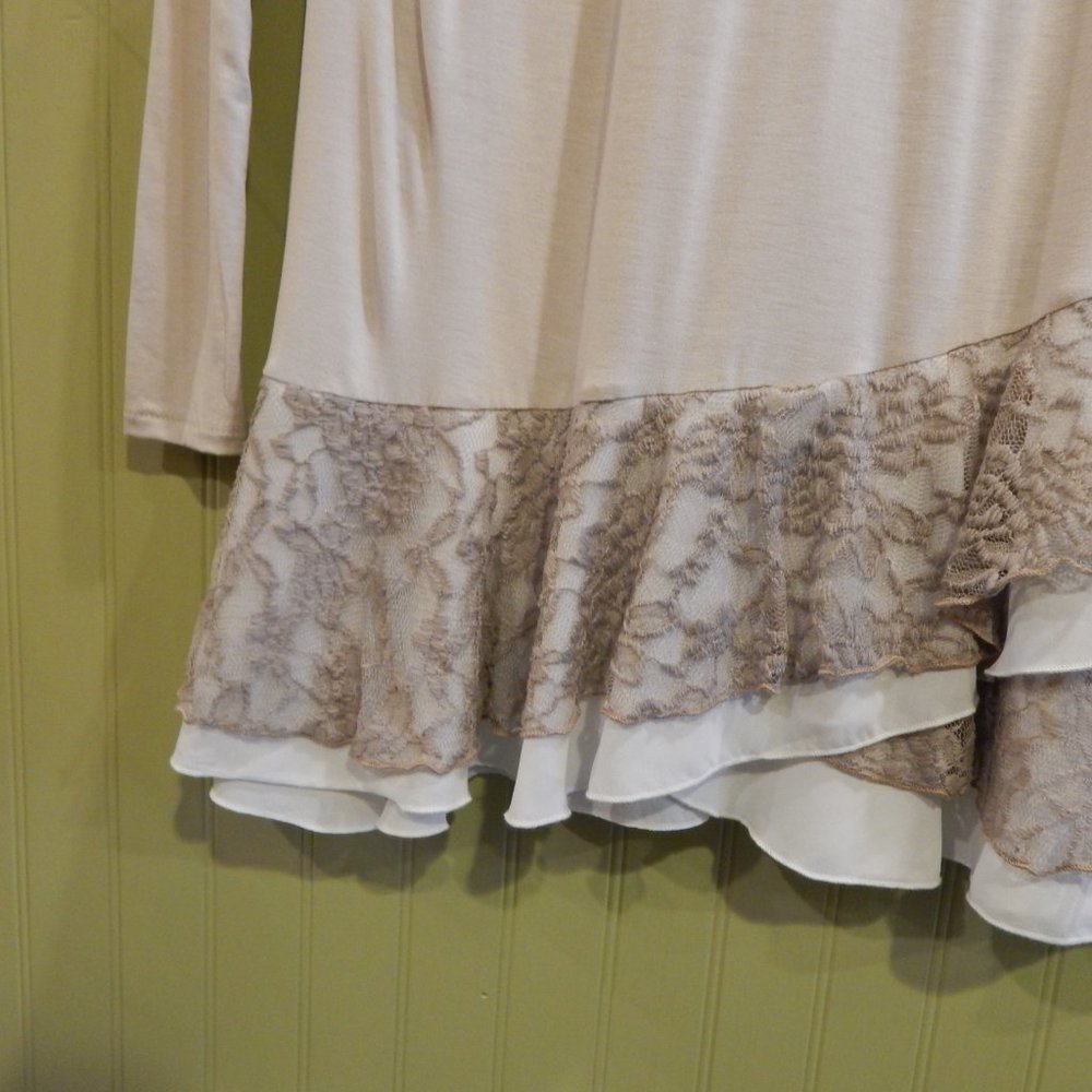Hyped Unicorn Ruffle Top Various Sizes - Picture 3 of 10